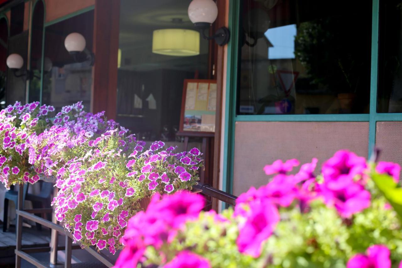 Hotel Ristorante Umbria Orvieto Exterior photo
