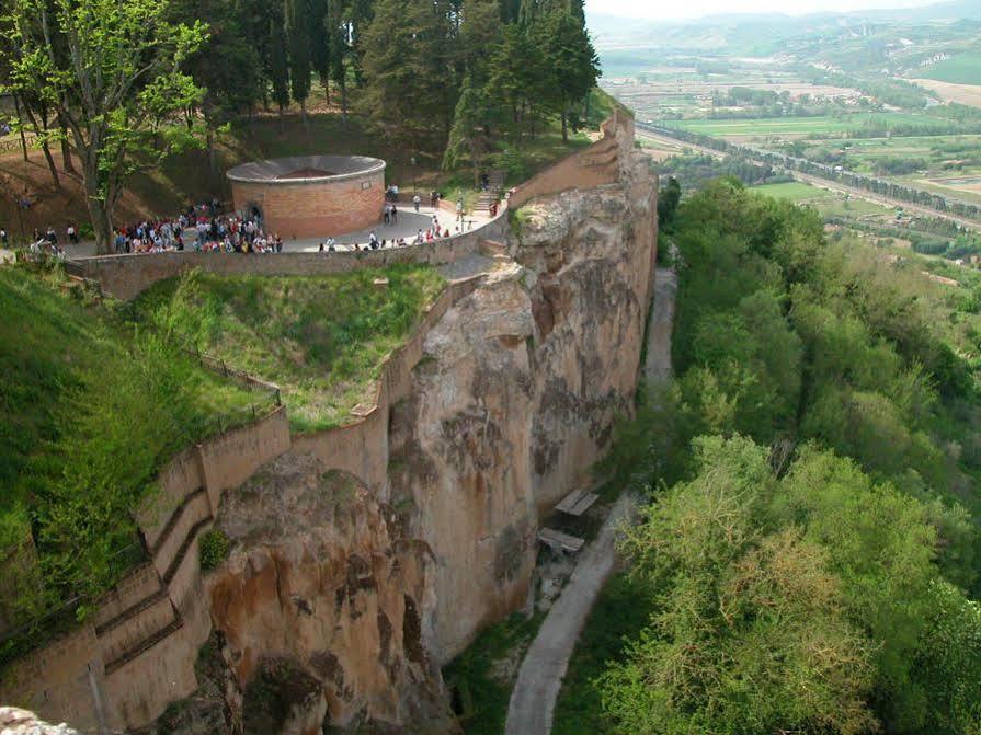 Hotel Ristorante Umbria Orvieto Exterior photo
