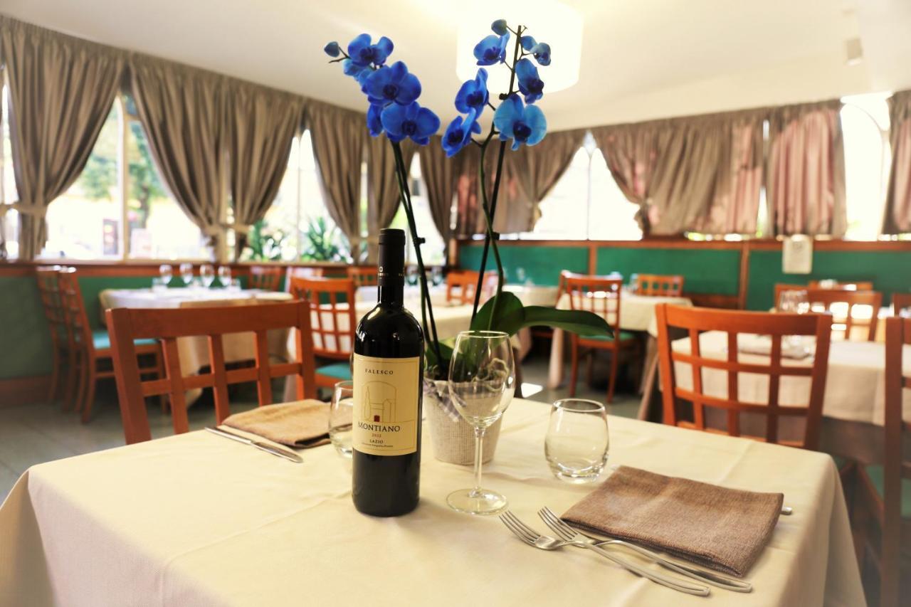 Hotel Ristorante Umbria Orvieto Exterior photo