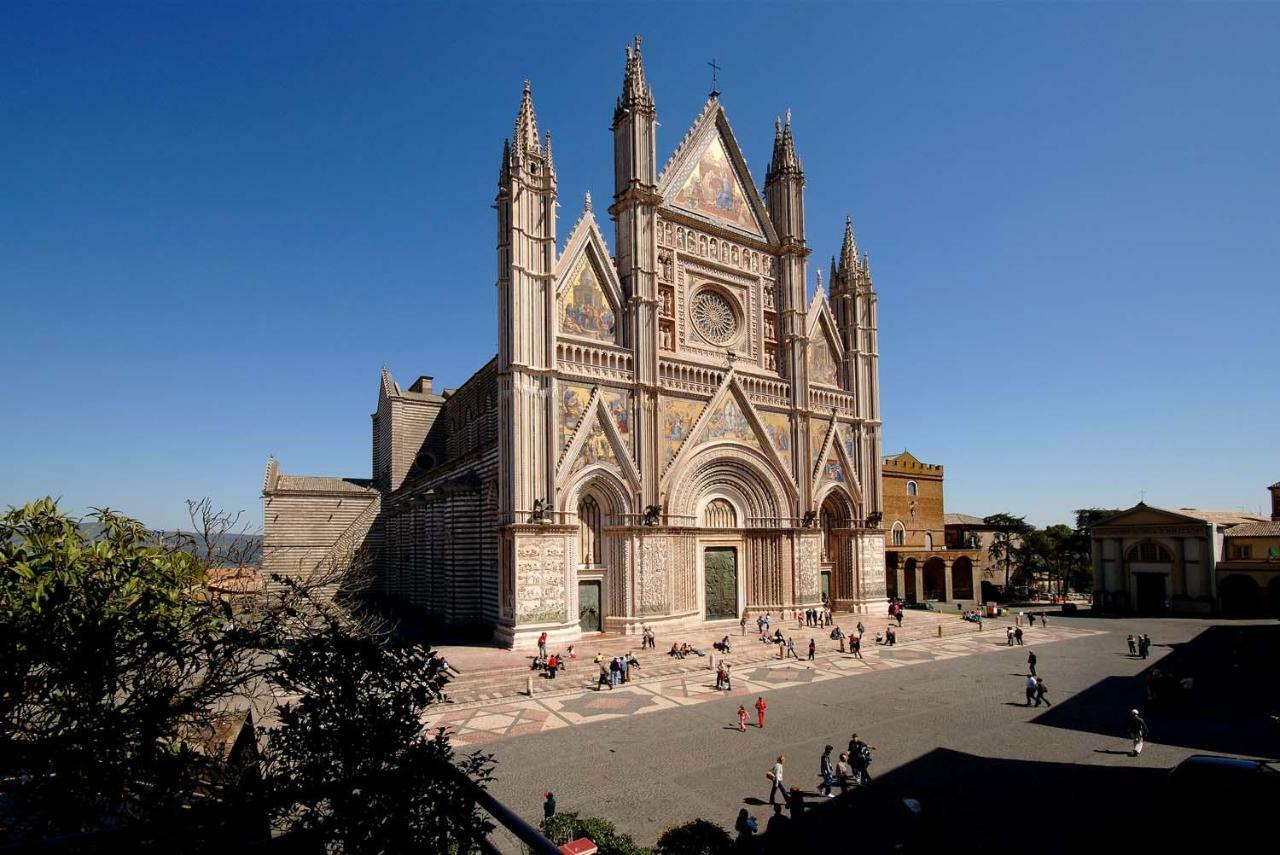 Hotel Ristorante Umbria Orvieto Exterior photo